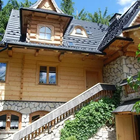 Дом отдыха Sleeps 16 Wifi *