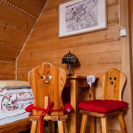 Дом отдыха Sleeps 16 Wifi Kierpcowka
