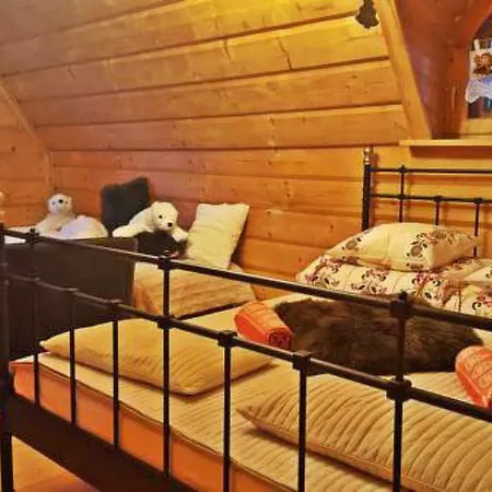 Дом отдыха Sleeps 16 Wifi